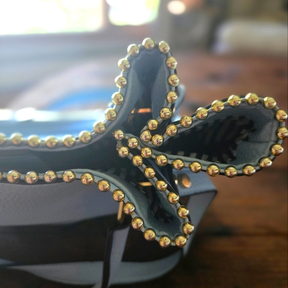 Alexis Bendel Vegan Leather Shopper Tote - Picture 4 of 5